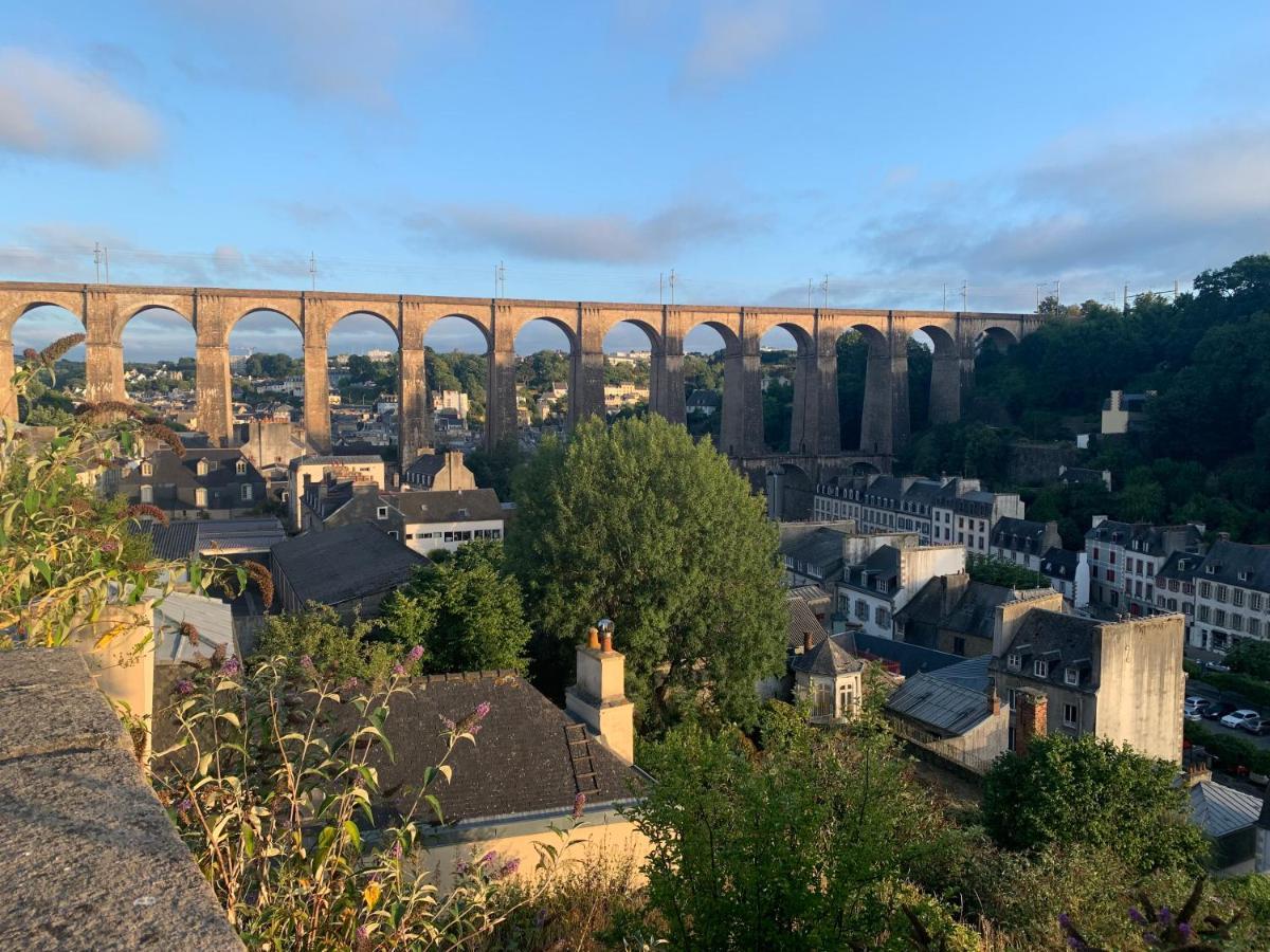 Aux Vieilles Murailles • Charmante Maison & Cour Morlaix Exteriör bild